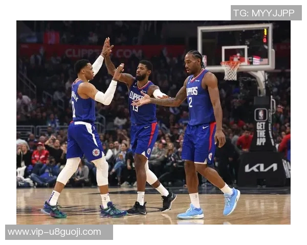 沃尔什半场表现惊艳6投全中创生涯新高15分5板2助攻2抢断1盖帽